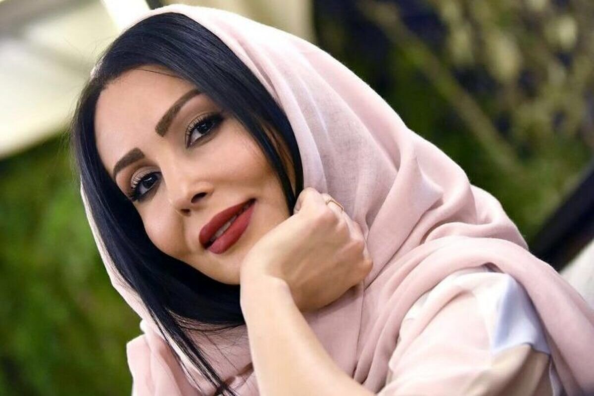 پرستو صالحی در این برنامه یوتیوبی، چگونه عشق را به لجن میکشد؟